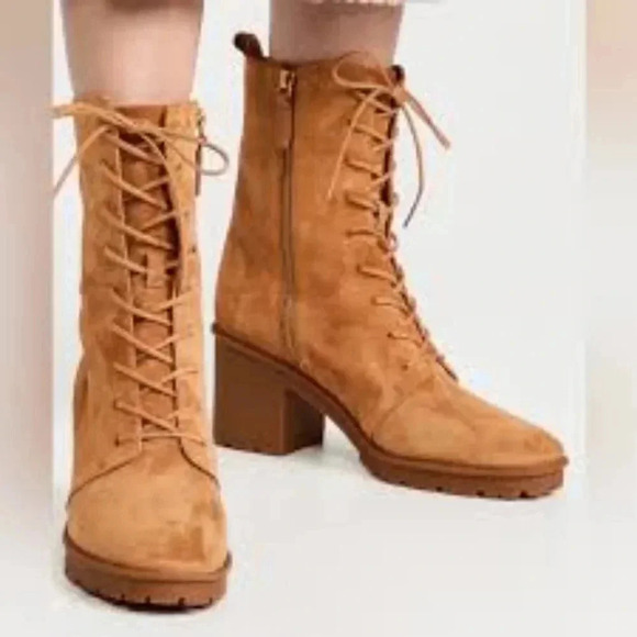 VINCE suede combat boot tan Henderson Lace brown ankle boot women sz 9.5M NWOT - Picture 1 of 10